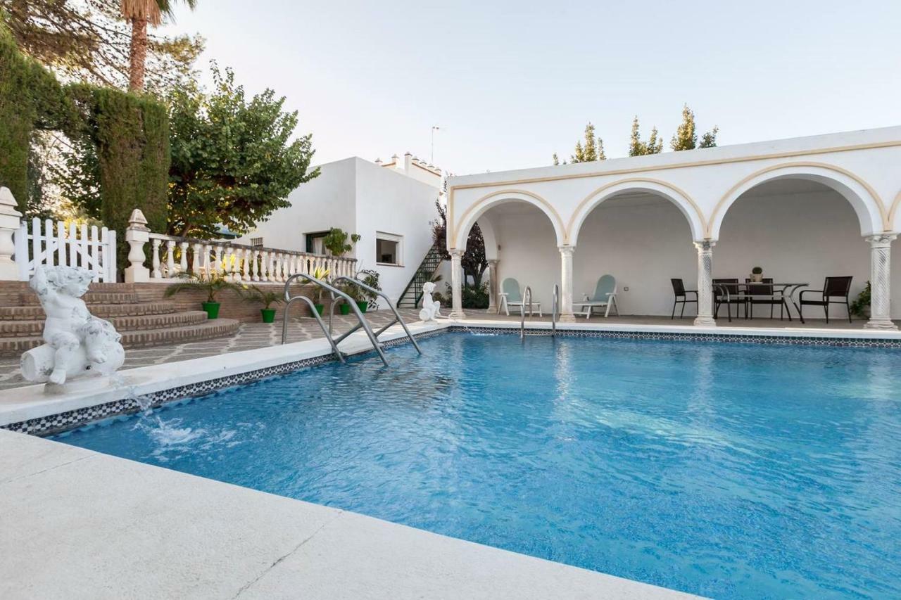 Villa Del Manzano Villanueva del Ariscal Exterior photo